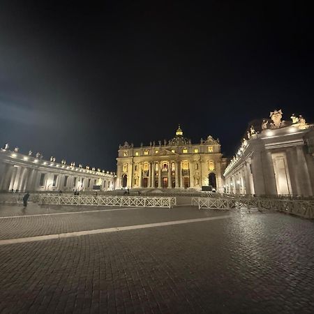 Vatican House 98 Rome Bagian luar foto