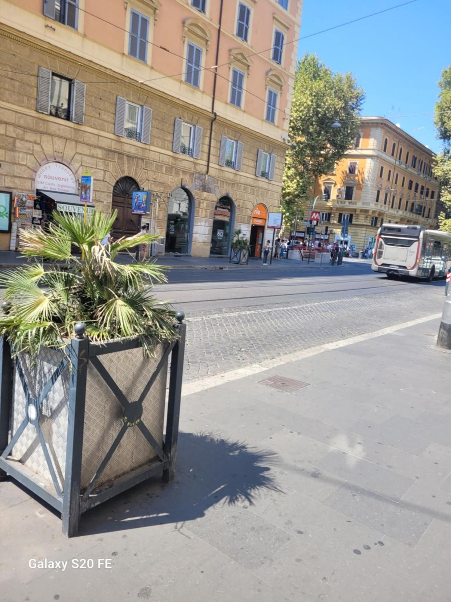 Vatican House 98 Rome Bagian luar foto