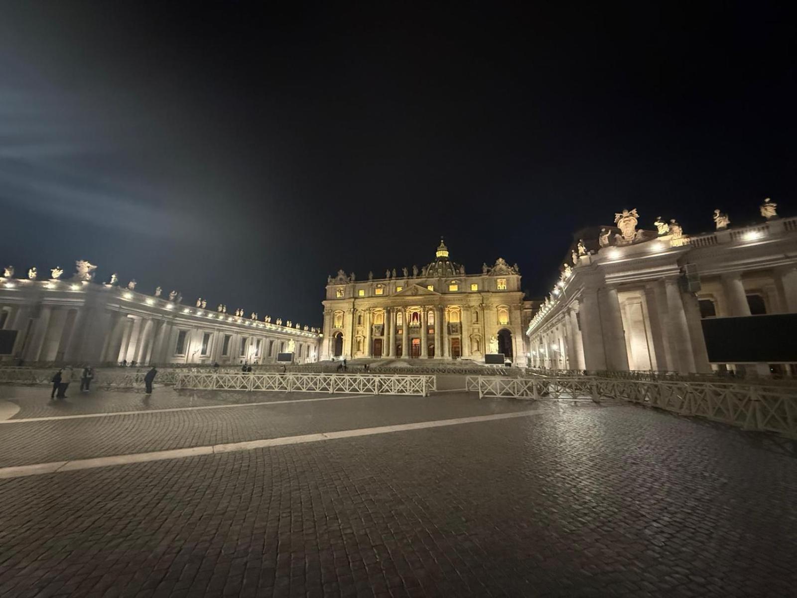 Vatican House 98 Rome Bagian luar foto